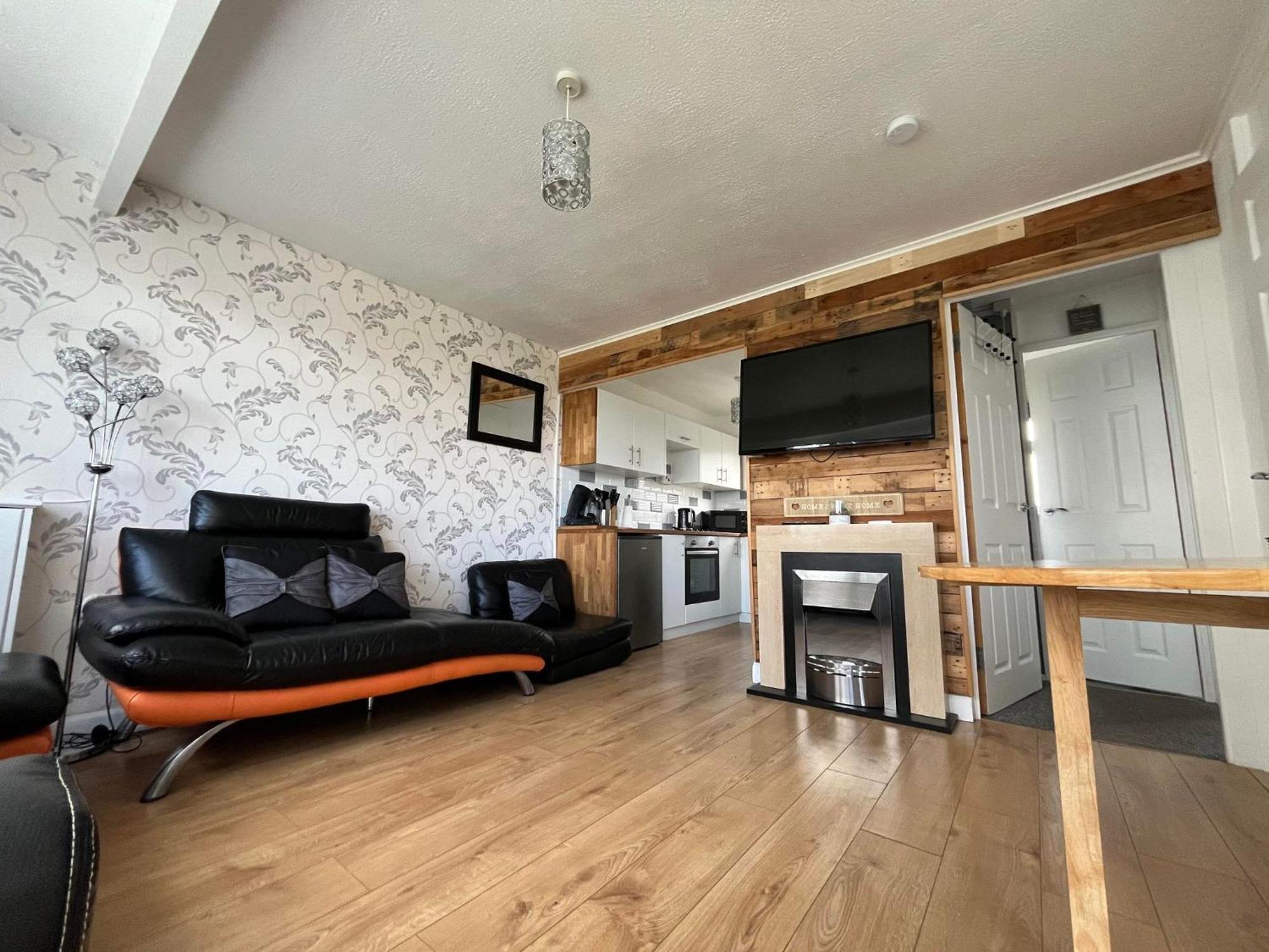 Signature, Scratby - Two Bed Chalet, Sleeps 7, Free Wi-Fi, Bed Linen And Towels Included, Pets Welcome And Onsite Entertainment Available Экстерьер фото